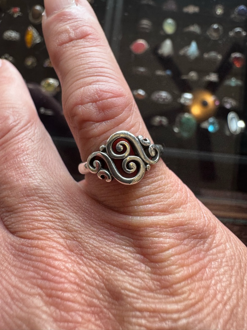 James Avery Sterling Silver Swirl Band Ring - Elegant Scroll Design - Silver
